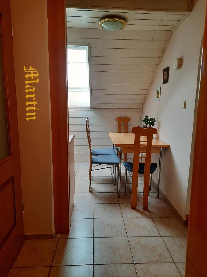 Apartments At Gostilna Martin Trbovlje ภายนอก รูปภาพ