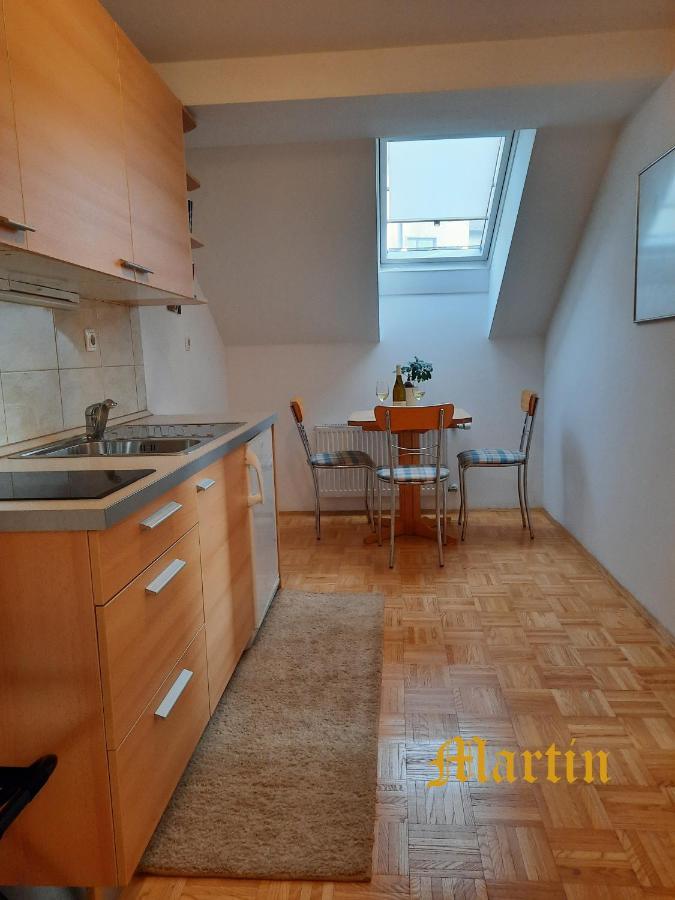 Apartments At Gostilna Martin Trbovlje ภายนอก รูปภาพ